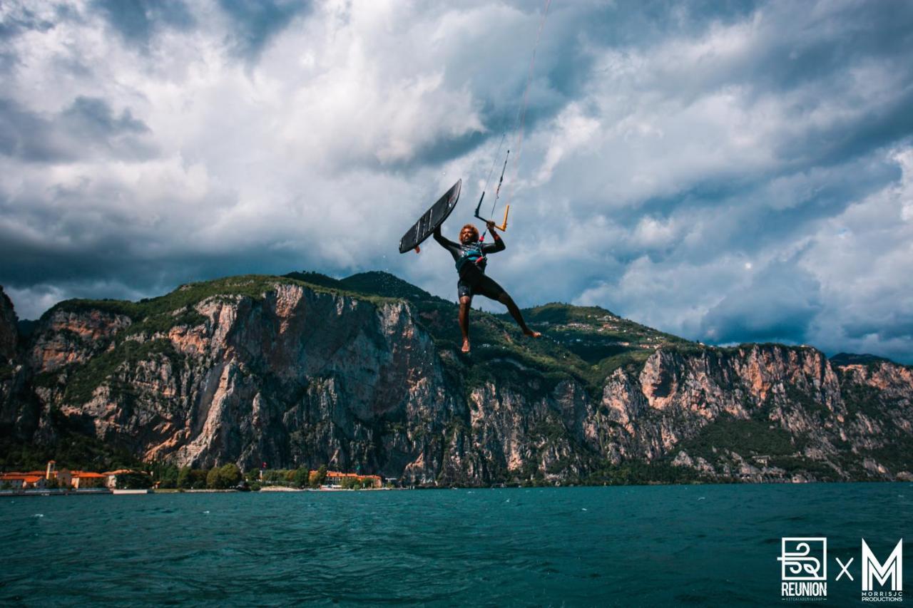 La Locanda Campione del Garda Ostello Esterno foto